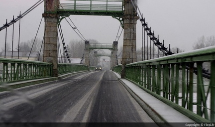 Neige sur le pont